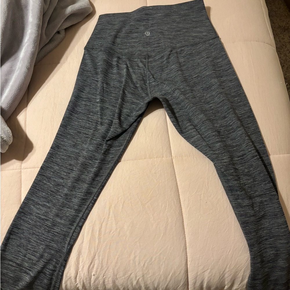 LULULEMON ALIGN leggings, grey, the length is 28!! 🩶